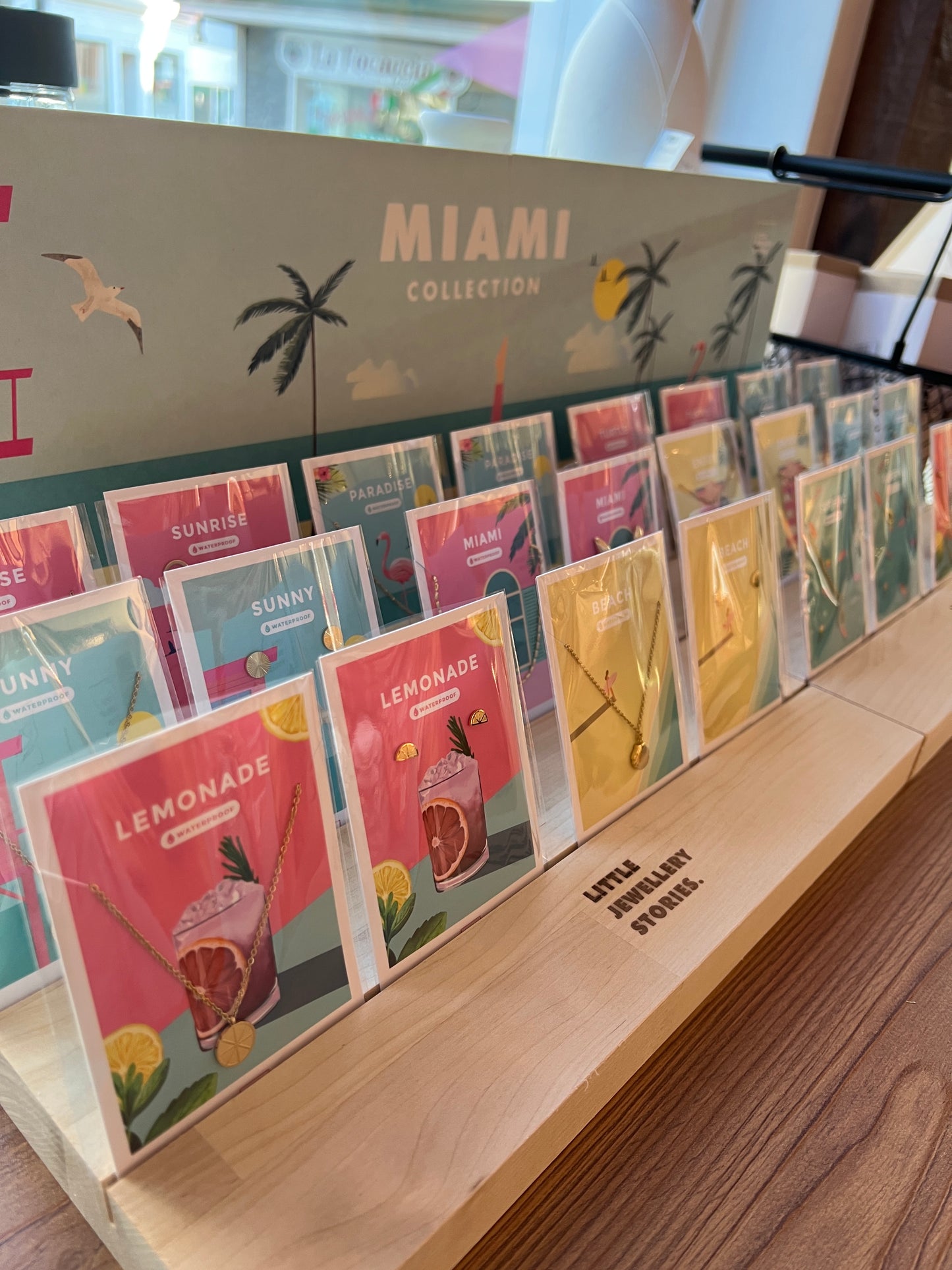 Schmuck von Little Jewellery Stories - Miami