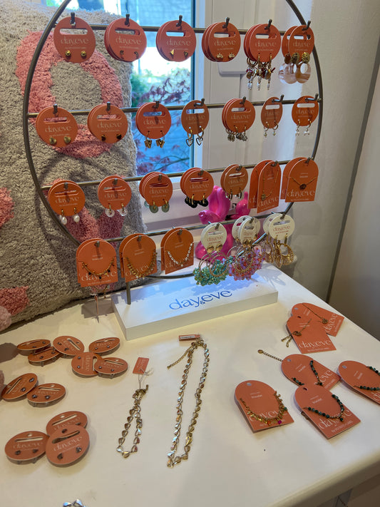 Schmuck von Day and Eve